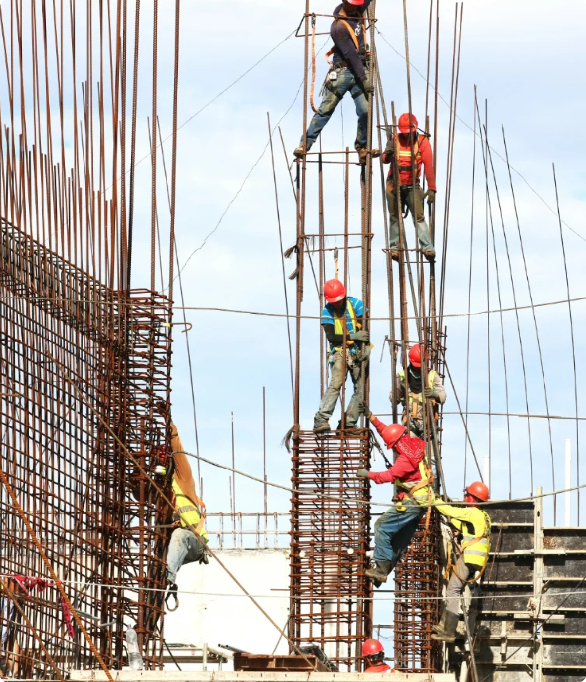 Deux responsables sur le chantier
